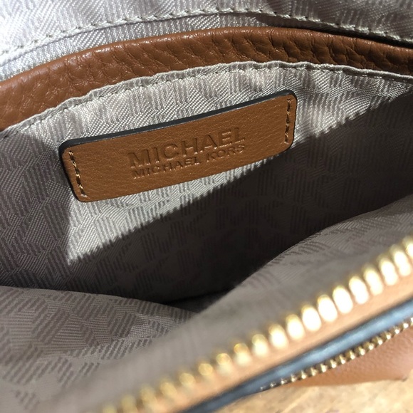 Michael Kors Bags Michael Kors Riley Small Flat Crossbody Handbag